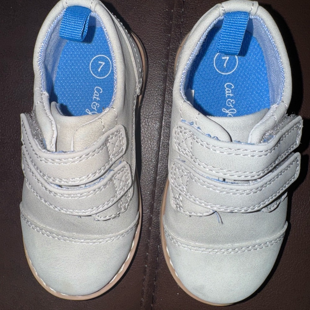 Cat & Jack Gray Dress Shoes with Velcro Straps